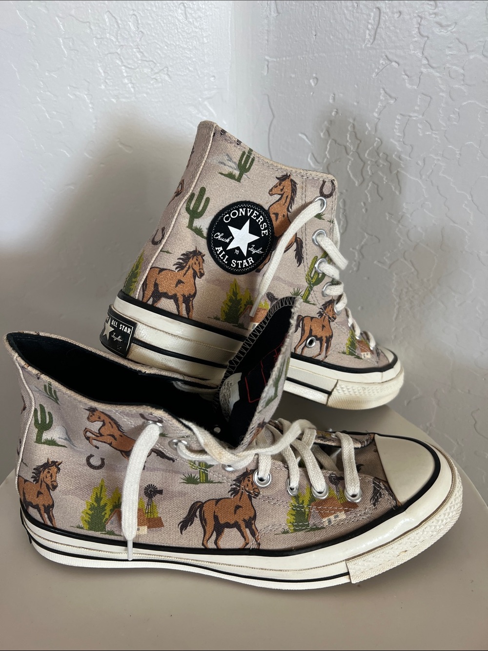 Converse Chuck Taylor hightop tennis shoes- western horse pattern. Unisex